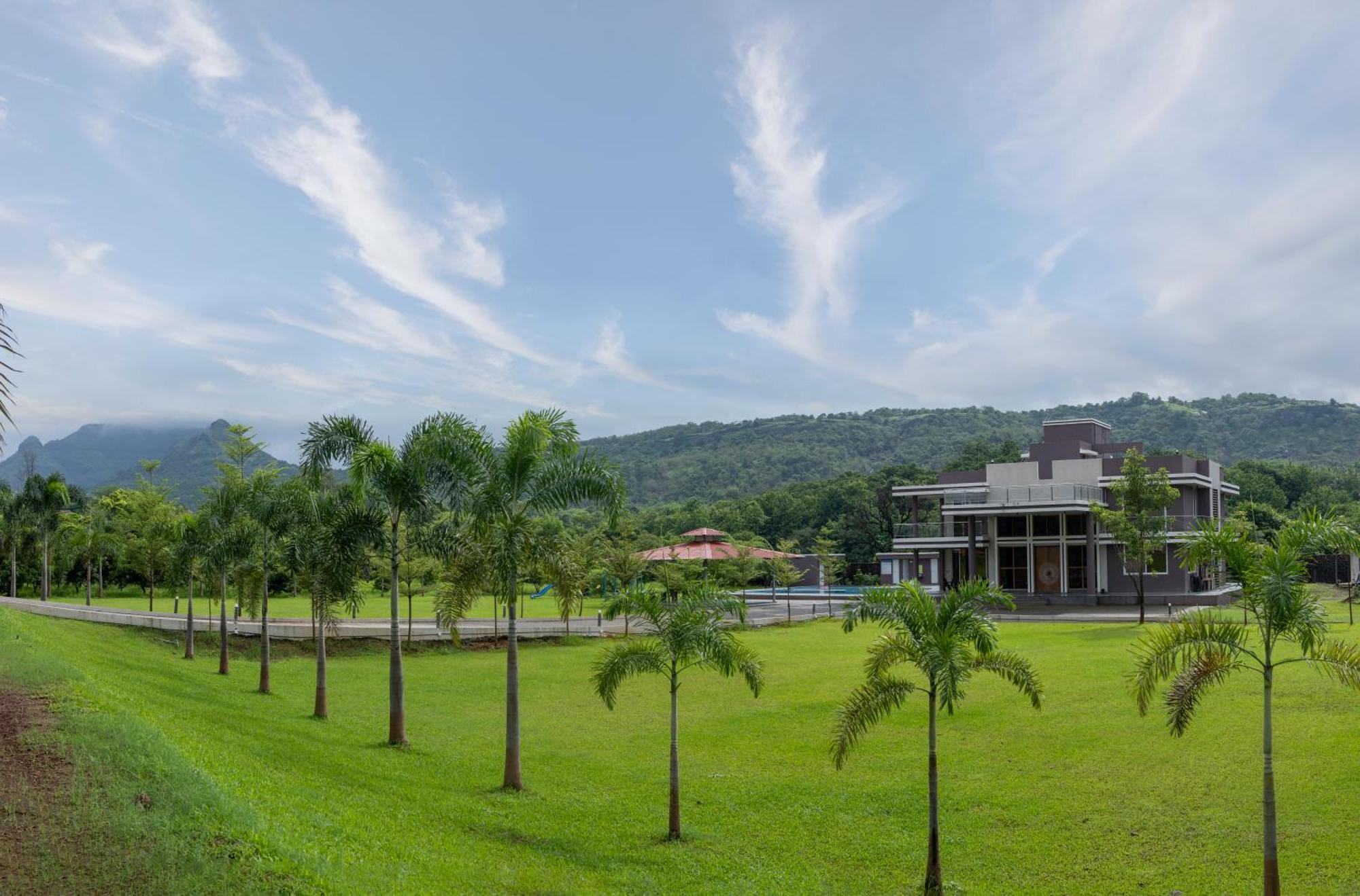 Stayscape Shreeji Farms 4Bhk Карджат Екстер'єр фото