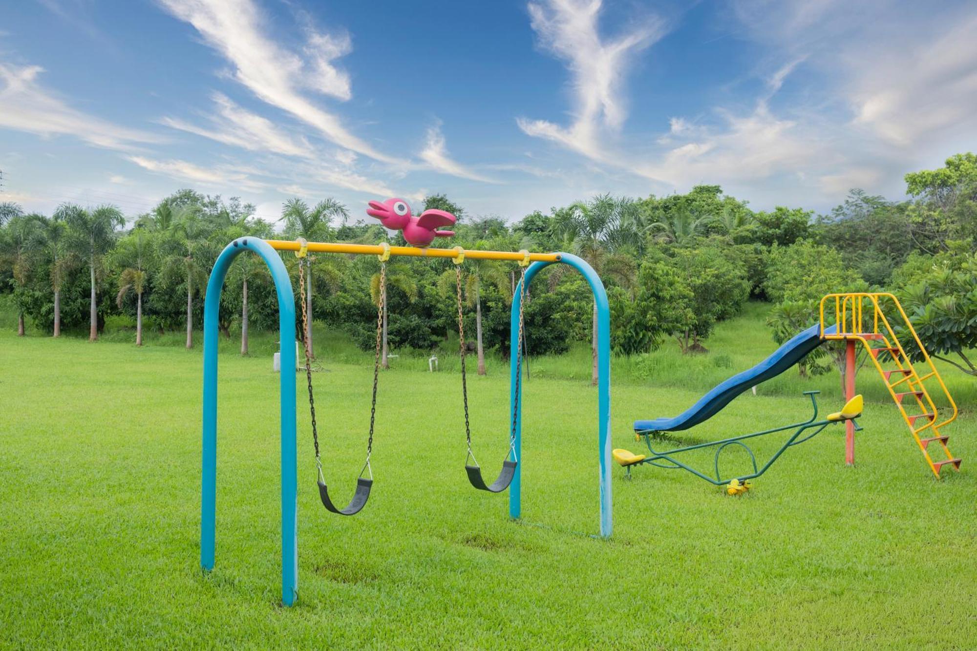 Stayscape Shreeji Farms 4Bhk Карджат Екстер'єр фото
